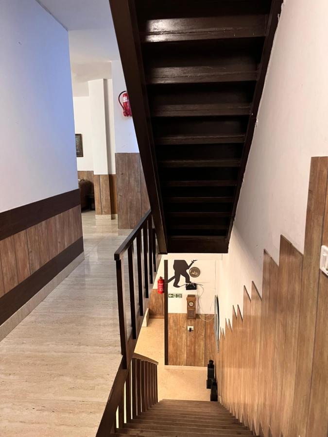 Aakritii Hotels Gurgáon Kültér fotó