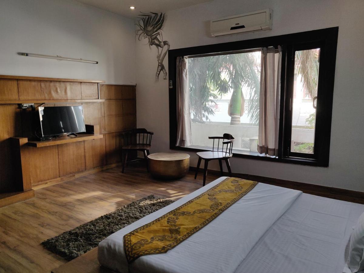 Aakritii Hotels Gurgáon Kültér fotó